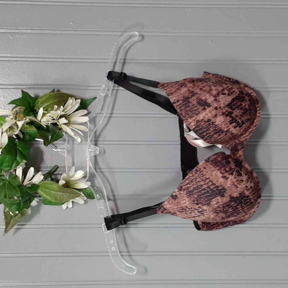 PINK Victoria's Secret Wear Everywhere Push-Up Bra
